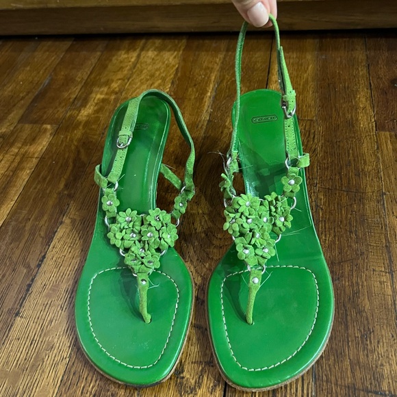 COACH Suede Floral Heel - Picture 1 of 8